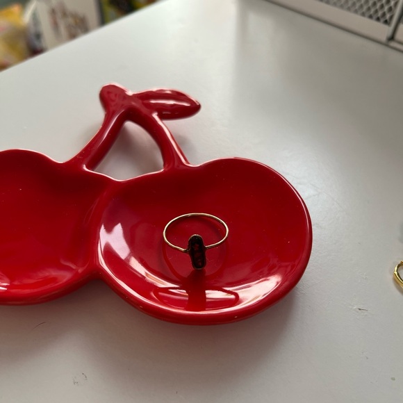 Flower Ring - Picture 3 of 6